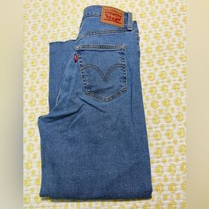 Women Levi’s Ribcage Straight Ankle Jeans Size 28